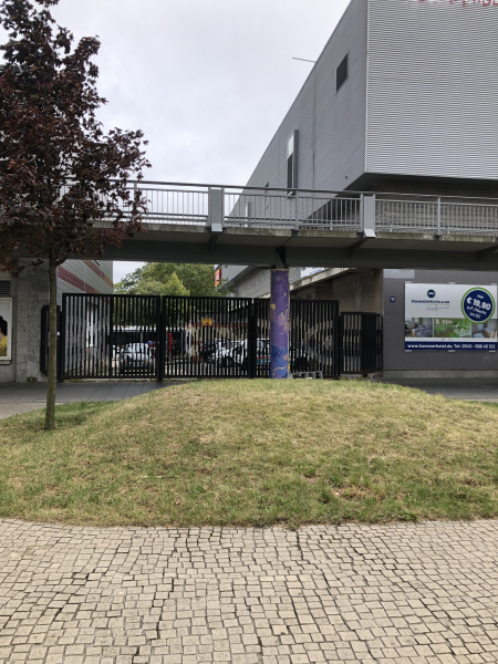 Arbeitsansicht, 48 Säulen der Gesellschaft