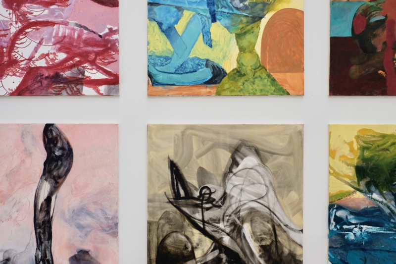 Ausstellungsansicht MATCHES in der Stiftung Reinbeckhallen Berlin 2021
